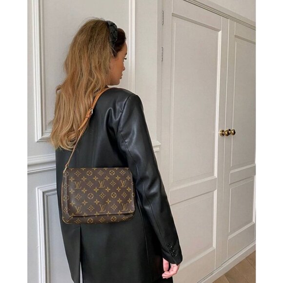 Authentic Louis Vuitton Monogram Musette Tango Crossbody Shoulder Bag Brown Tan - Picture 4 of 13